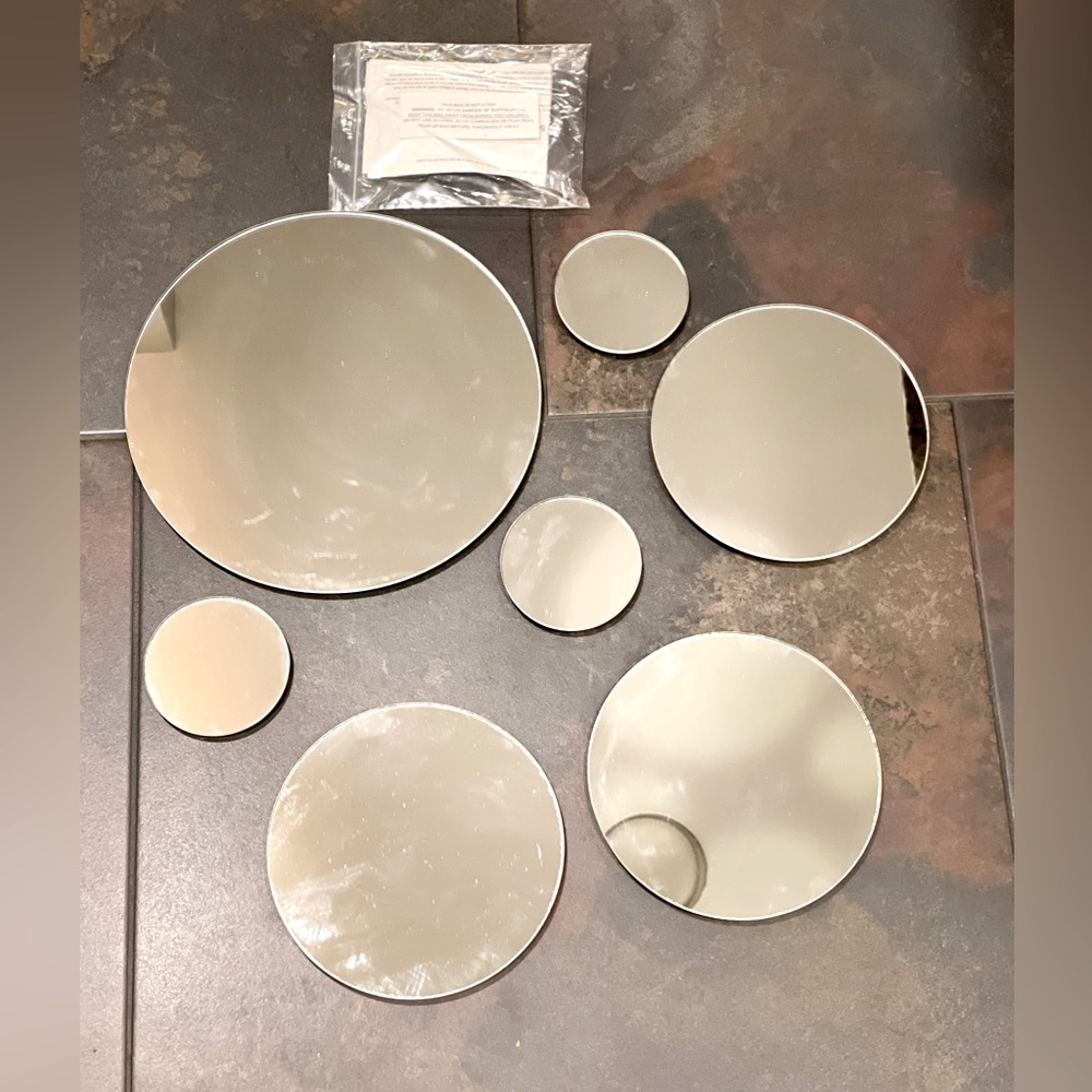 7 Piece Round Mirror Set